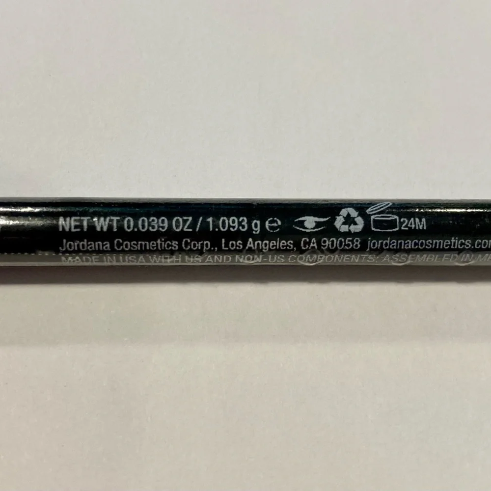 Jordana eyeliner eye